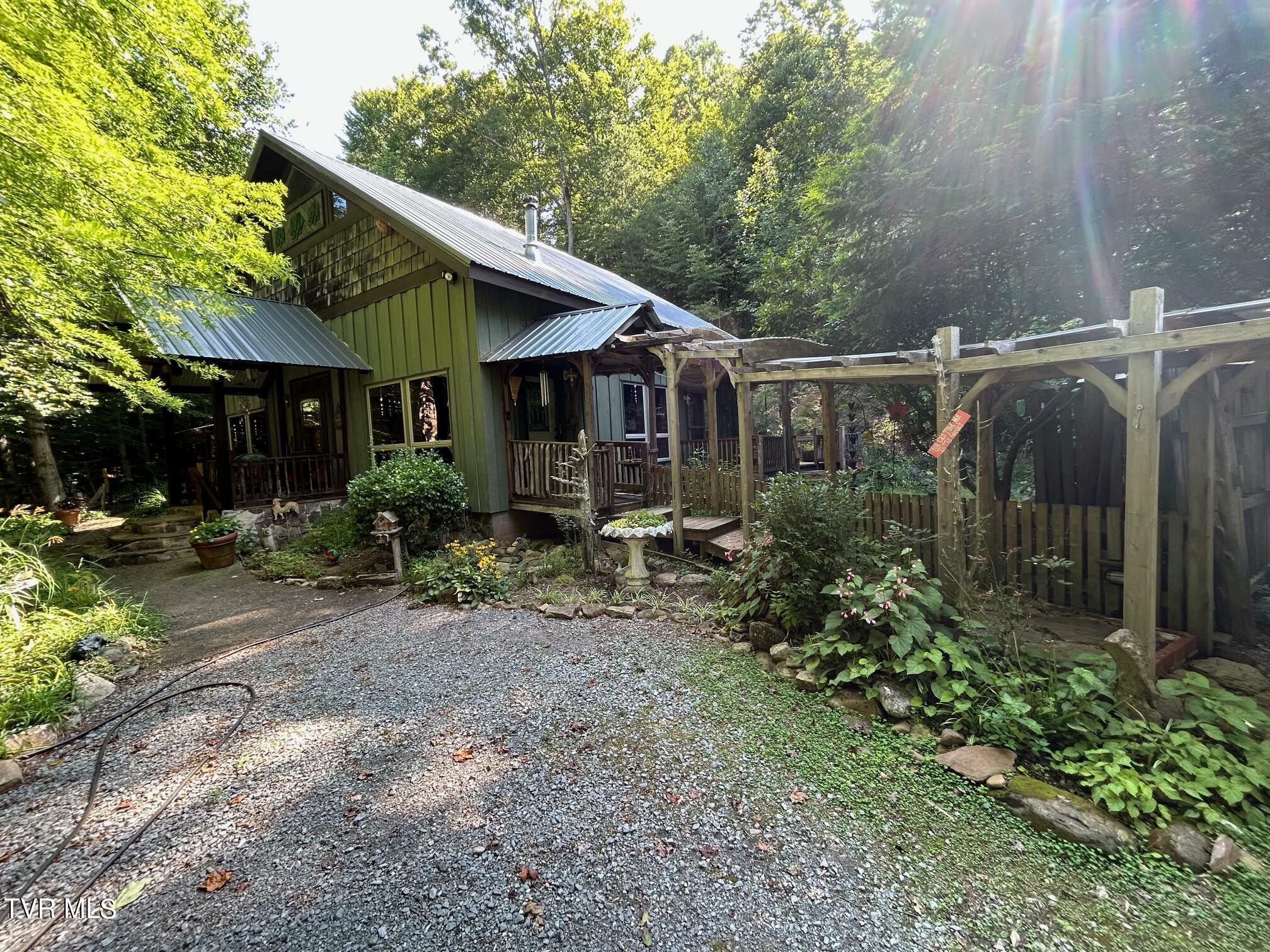 Property Photo:  1736 War Valley Road  TN 37857 