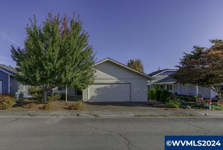 Property Photo:  1989  Nut Tree Dr NW  OR 97304 