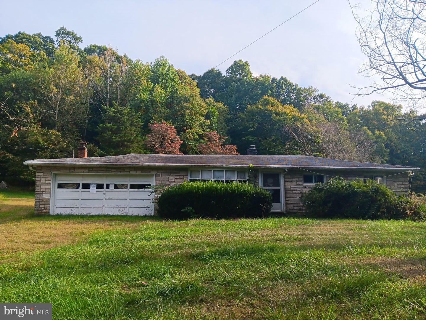 Property Photo:  4363 Axe Handle Road  PA 18951 