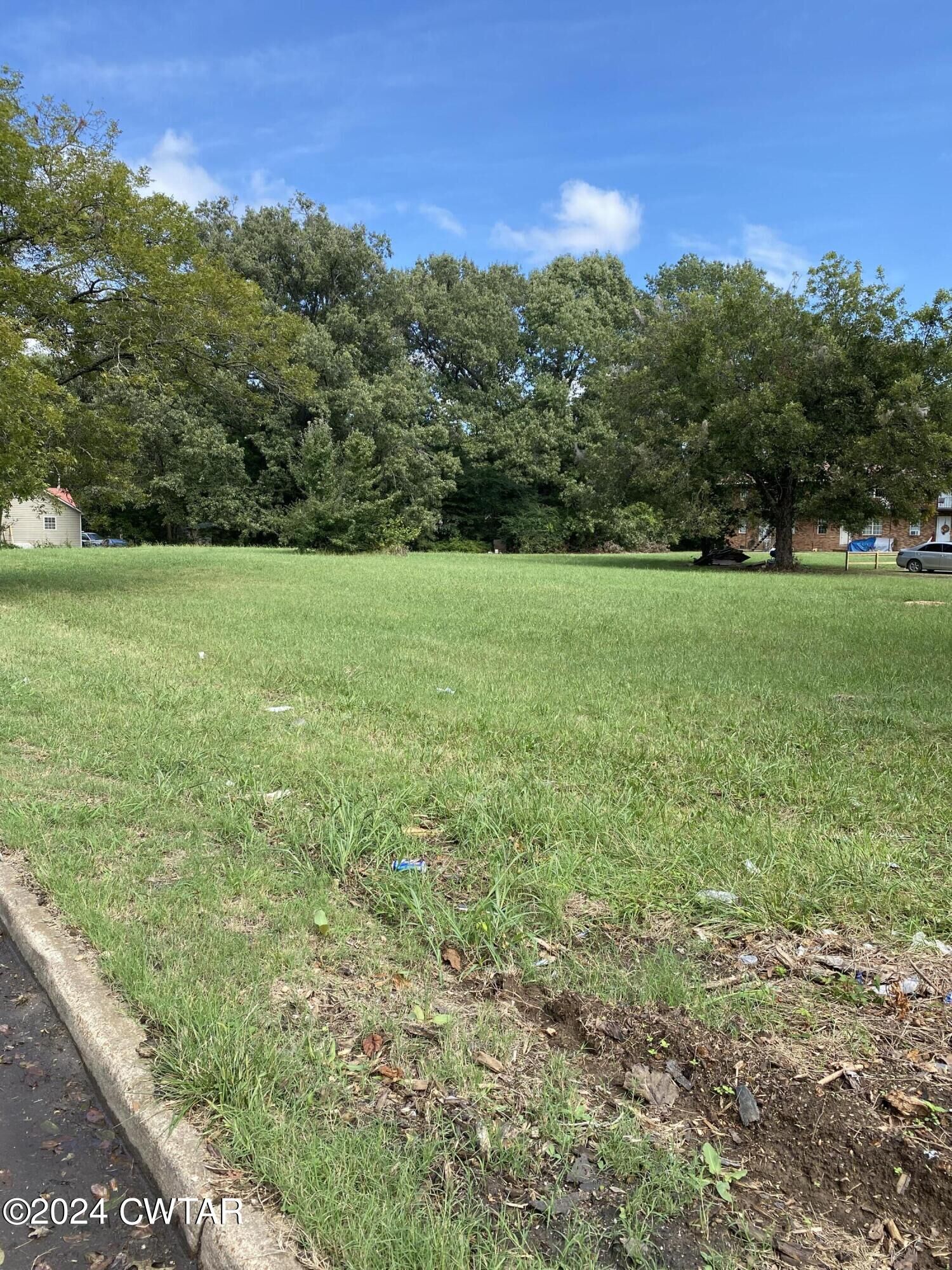 Property Photo:  1012 N Grand Avenue  TN 38012 