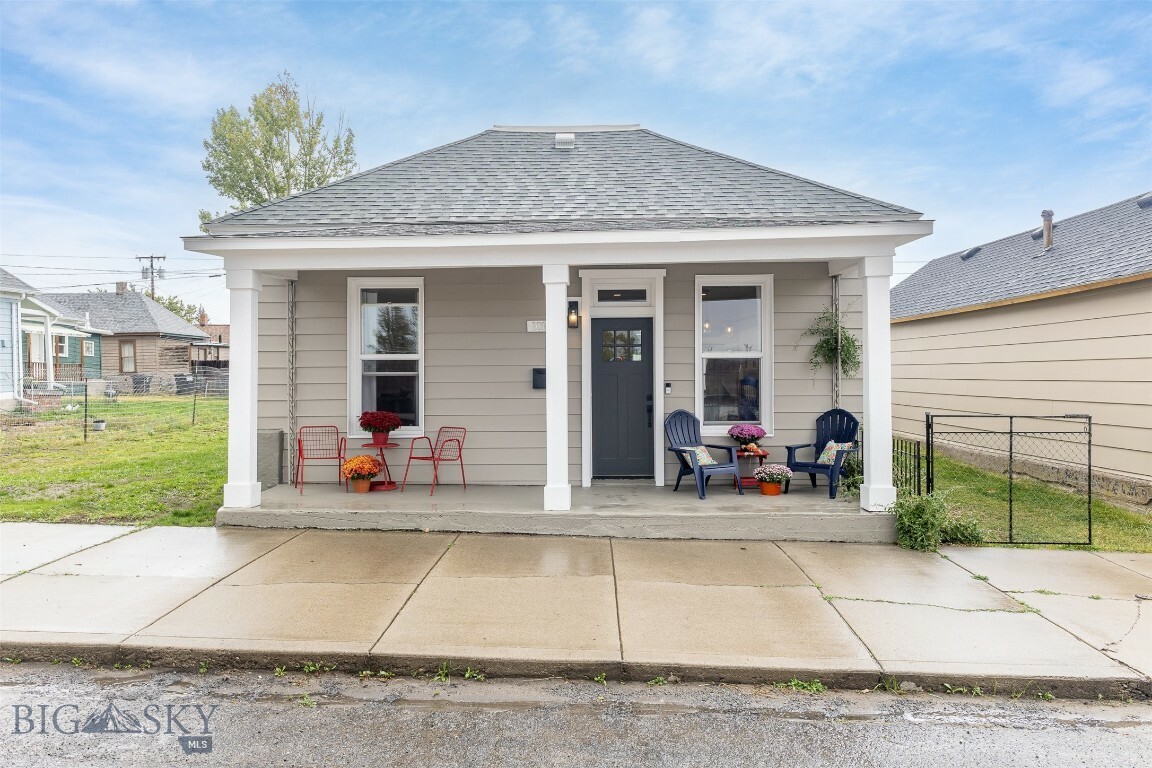 Property Photo:  1014 Delaware Avenue  MT 59701 