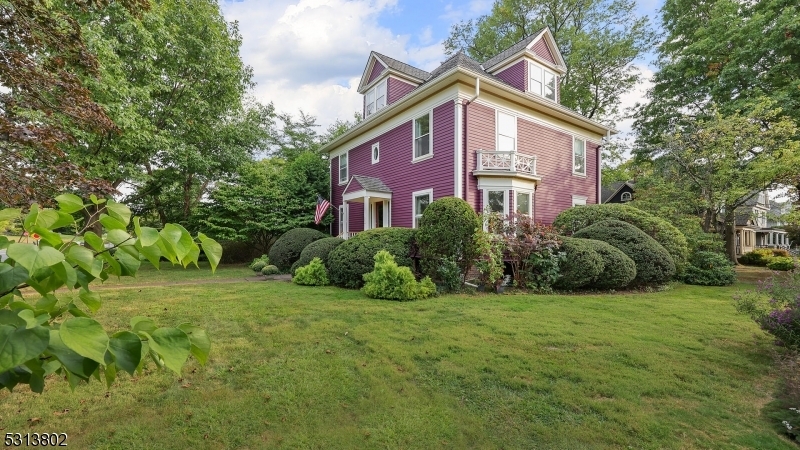 Property Photo: 204 S Euclid Ave NJ 07090