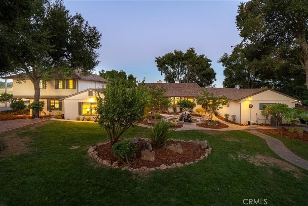 5161 Vineyard Drive  Paso Robles CA 93446 photo