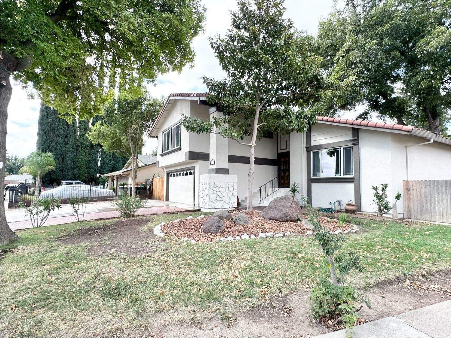 Property Photo:  3015 Seminole Way  CA 95833 