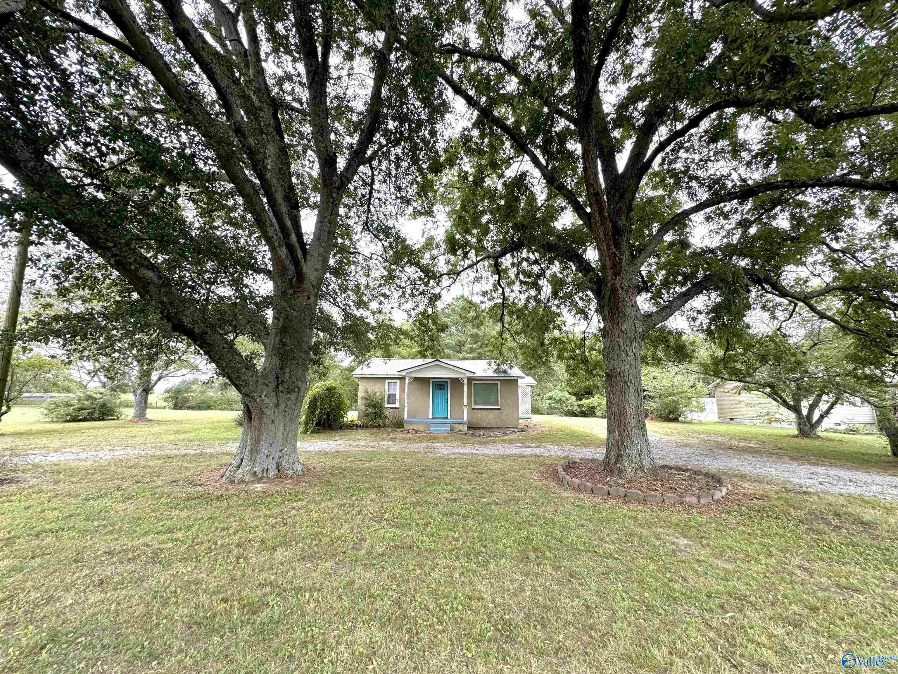 Property Photo:  5306 E Hwy 55  AL 35621 