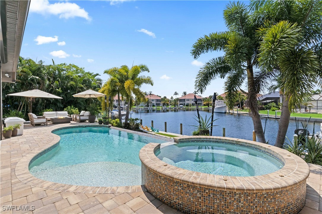 Property Photo:  119 Tropicana Drive  FL 33950 