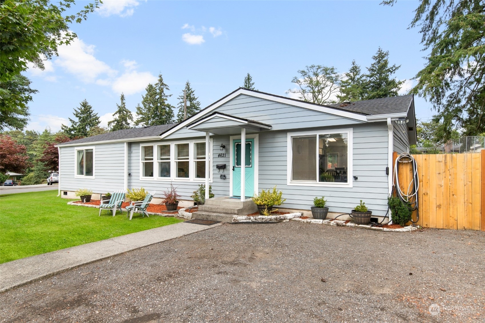 Property Photo:  4621  Delaware Avenue  WA 98203 