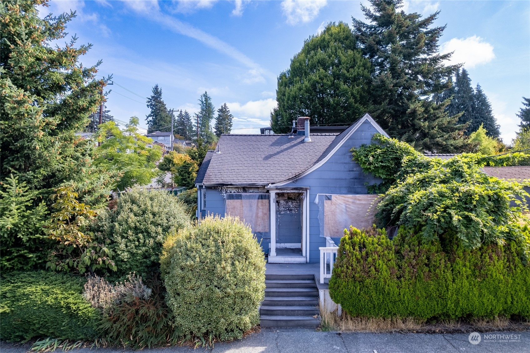 Property Photo:  3757 SW Austin Street  WA 98126 