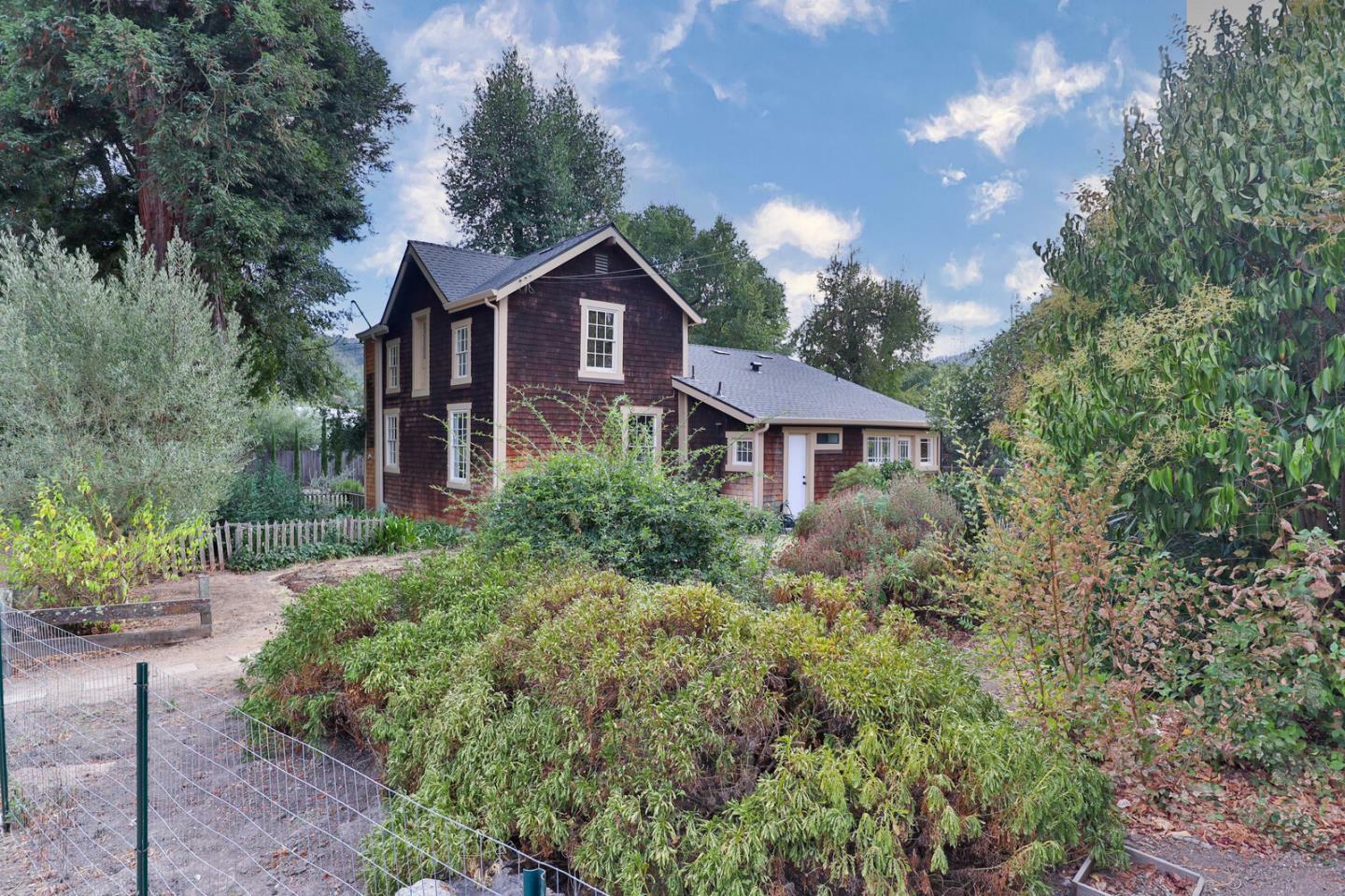 Property Photo:  4815 Hecker Pass Road  CA 95020 