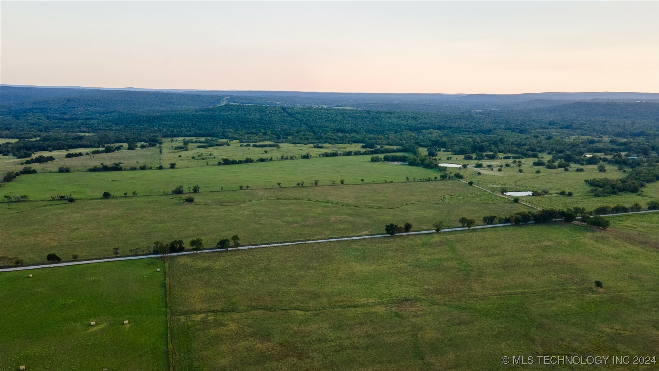 Property Photo:  5 Boat Ramp Road  OK 74432 