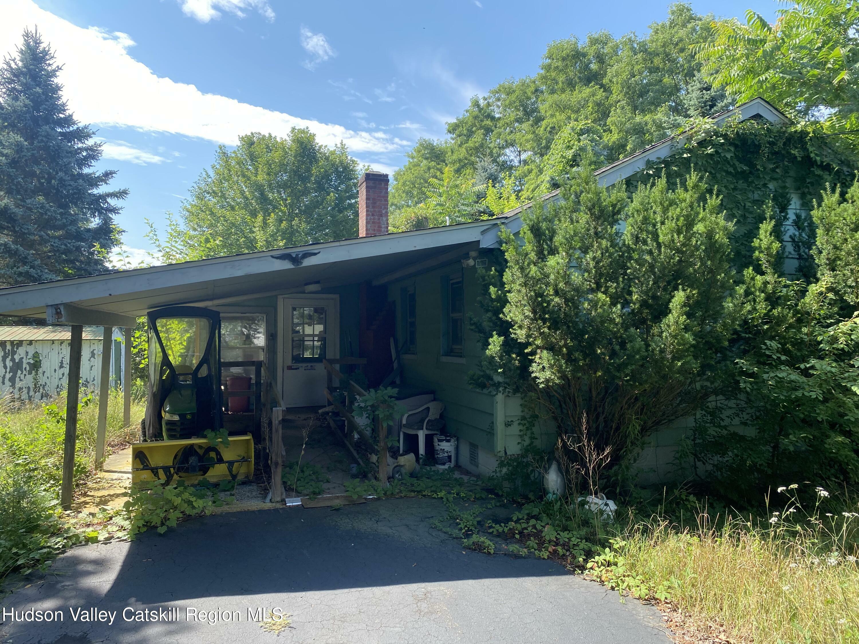 Property Photo:  114-115 Whitman  NY 12523 