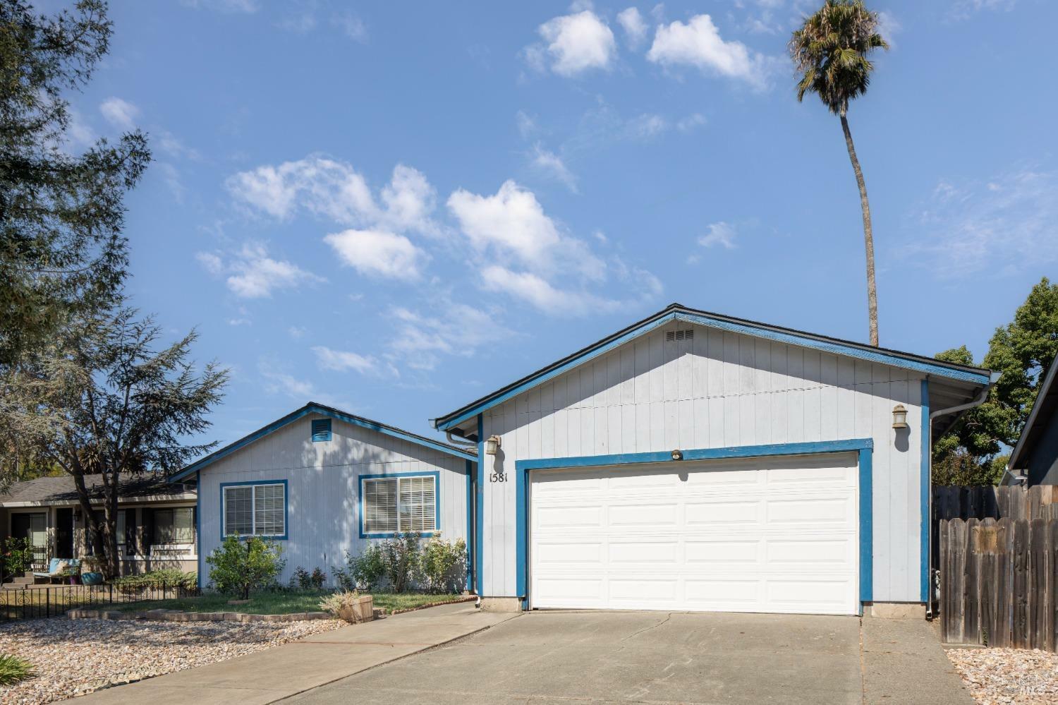 Property Photo:  1581 Trellis Lane  CA 94954 