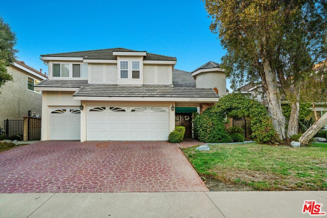 Property Photo:  29921   Trail Creek Dr  CA 91301 