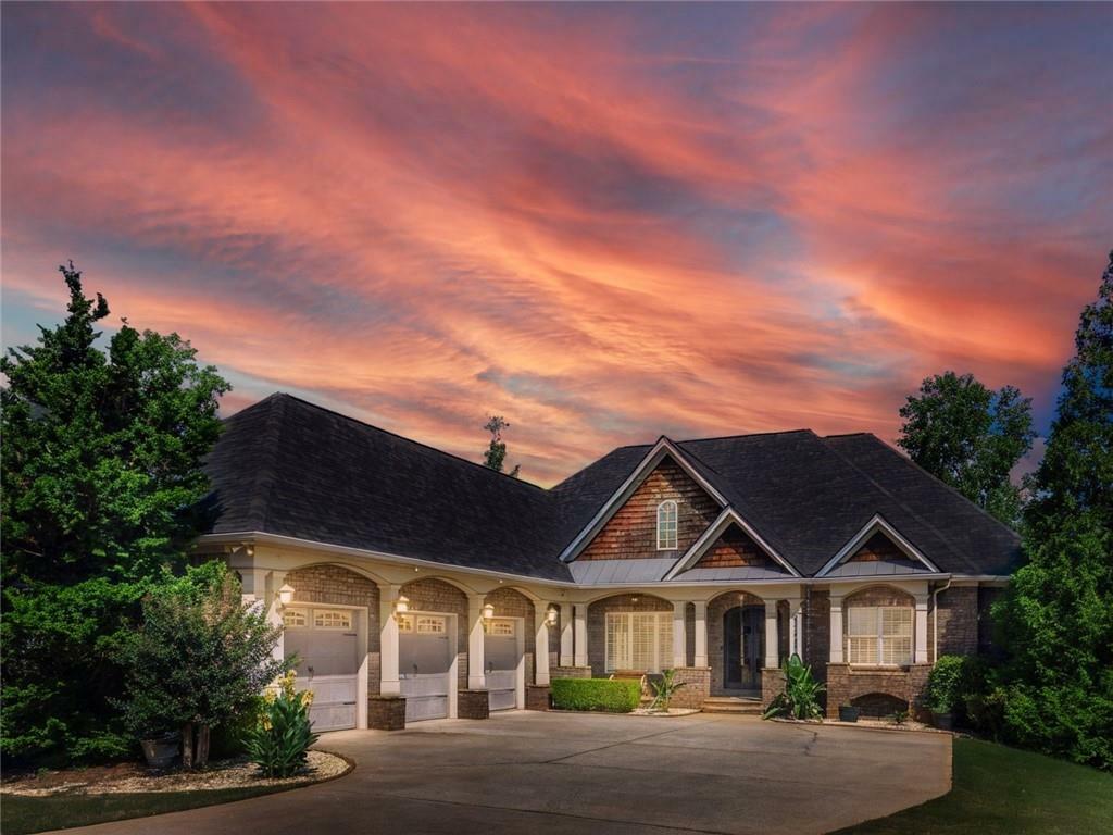 Property Photo: 1018 Pampas Way GA 30228