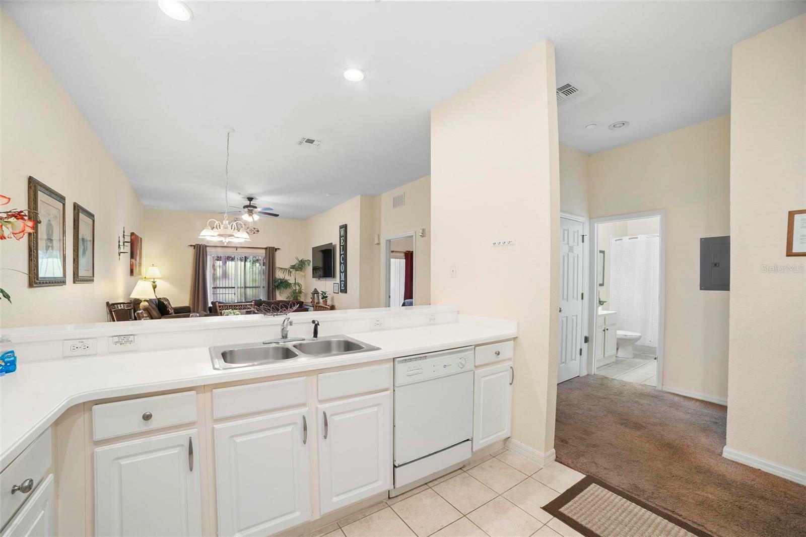 Property Photo:  402 New Providence  FL 33897 