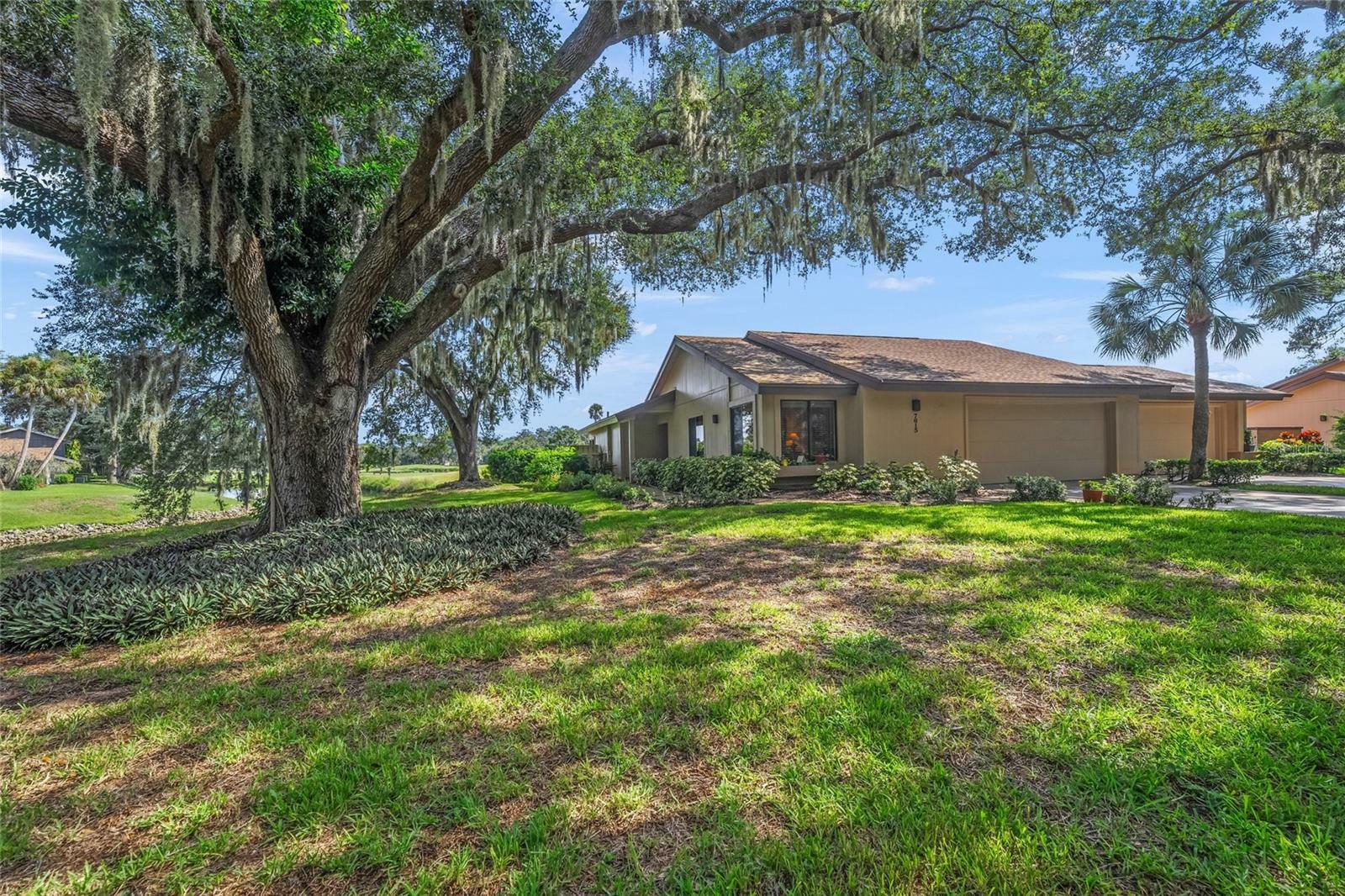 Property Photo:  7615 Silver Fern Boulevard 18  FL 34241 