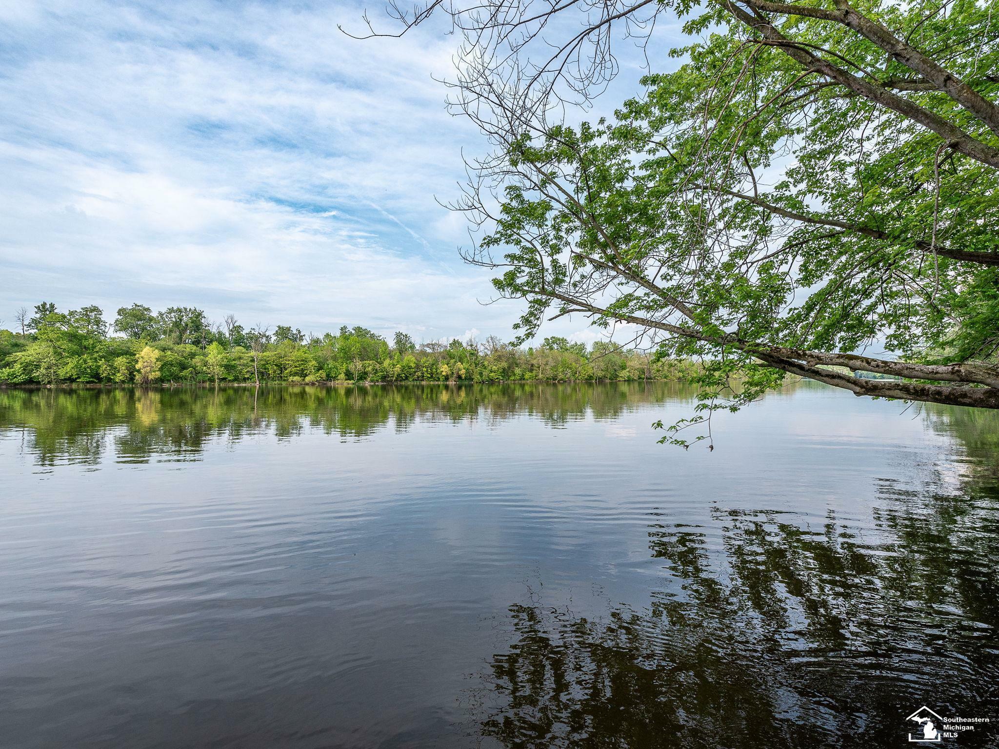 Property Photo:  12840 Ridgedale Drive  MI 49401 