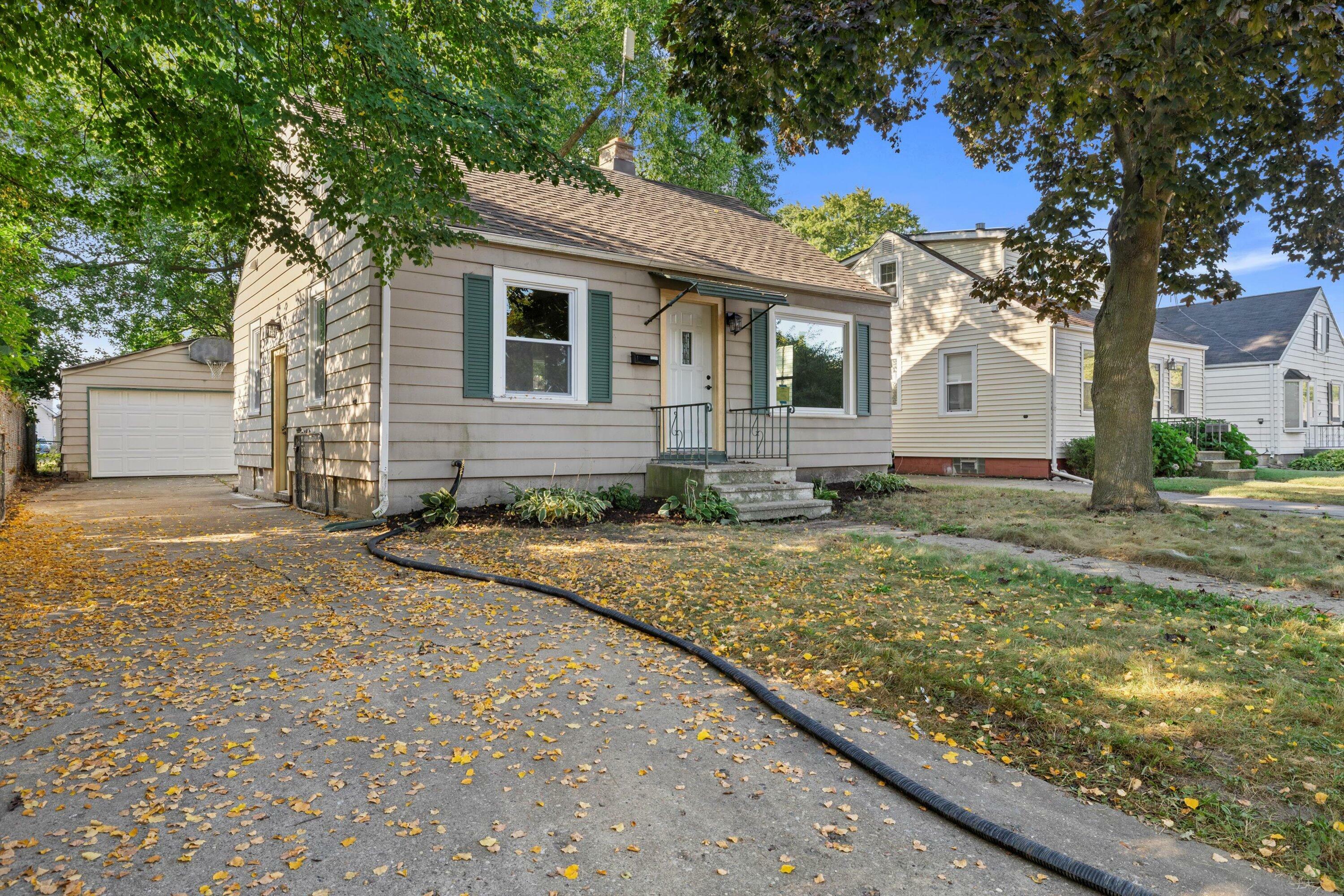 2913 72nd St  Kenosha WI 53143 photo