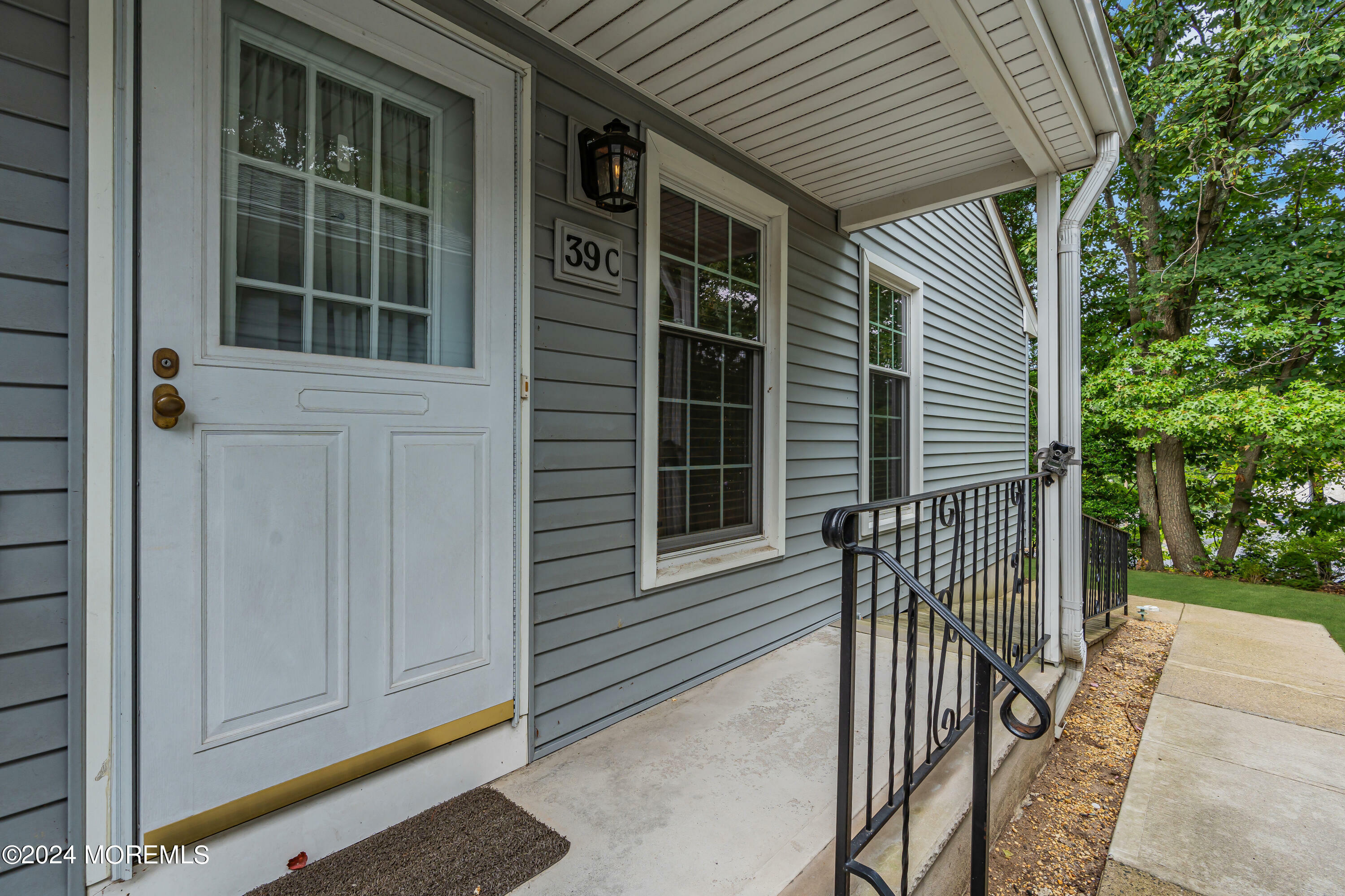 Property Photo:  39 Poplar Court C  NJ 08730 