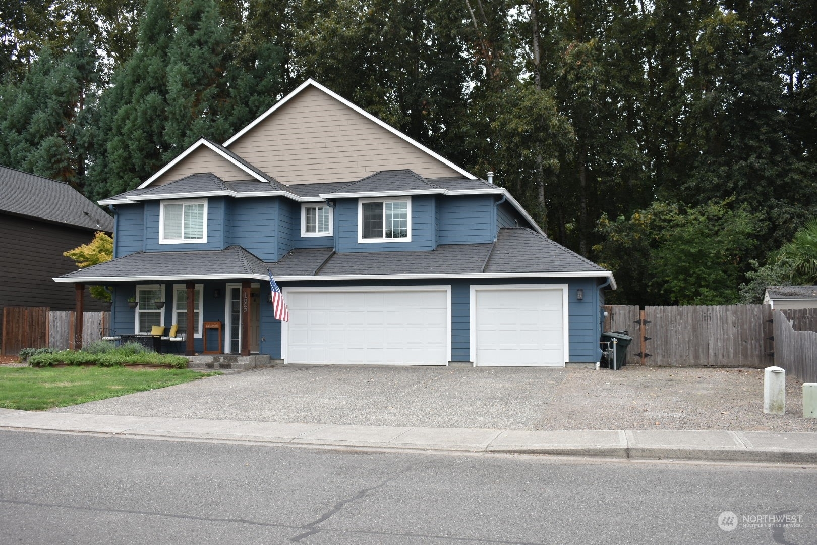 Property Photo:  193 Marty Loop  WA 98674 