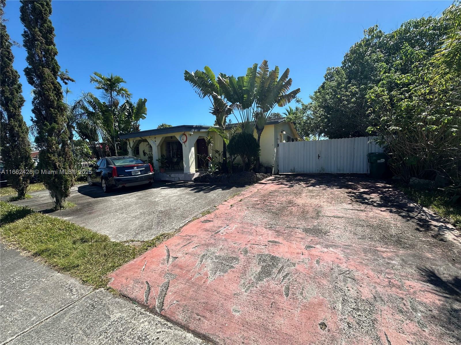 Property Photo: 11836 SW 203rd Ter FL 33177