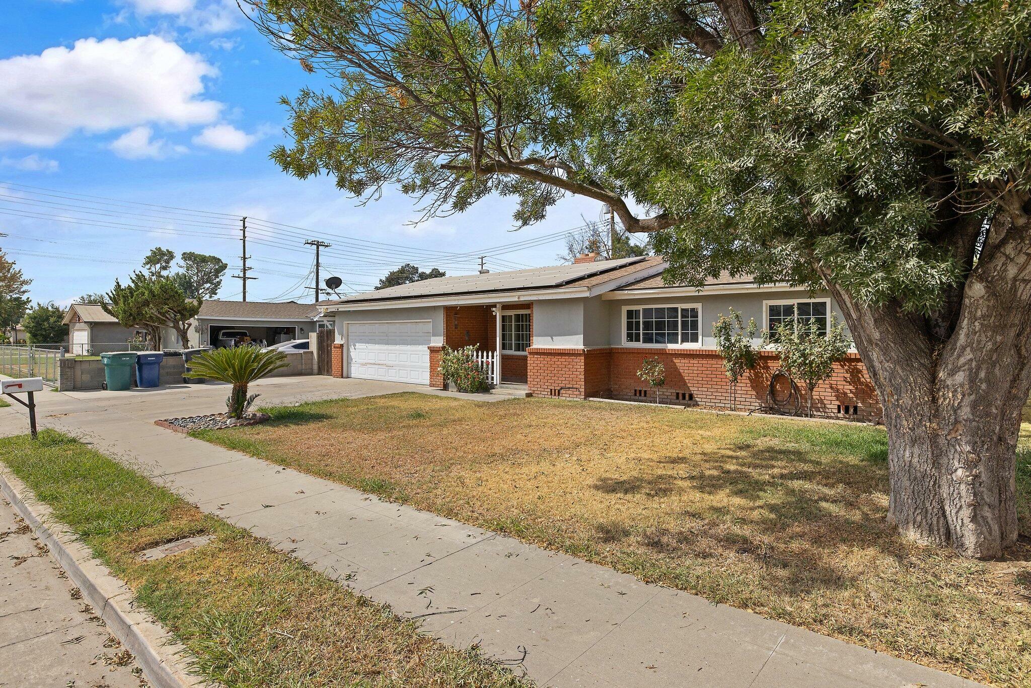 Property Photo:  307 N Lane Street  CA 93274 