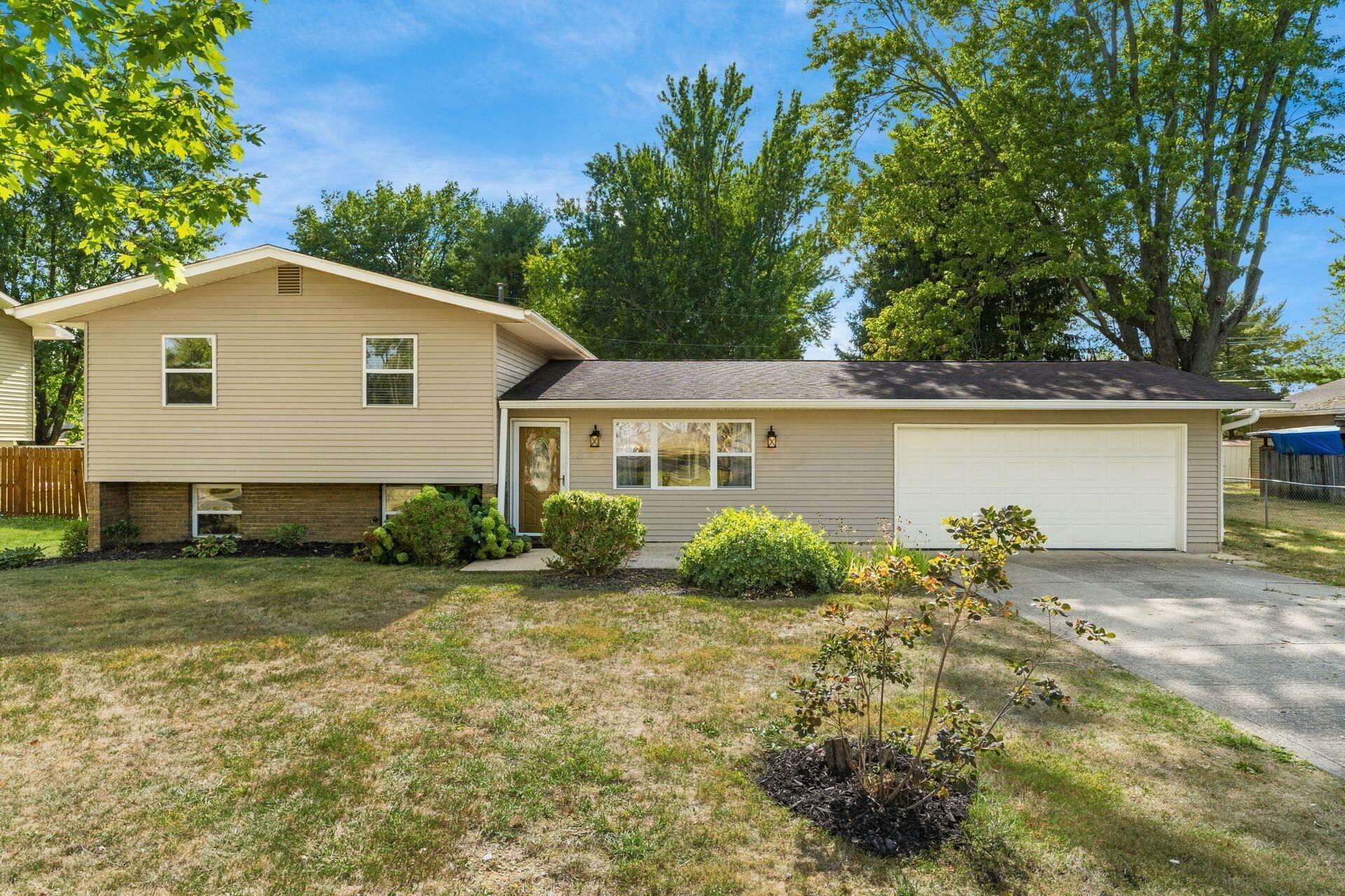 Property Photo: 25 Violet Drive OH 43147