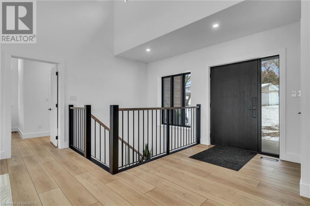 Property Photo:  505 Durham Street West  ON N0G 2V0 