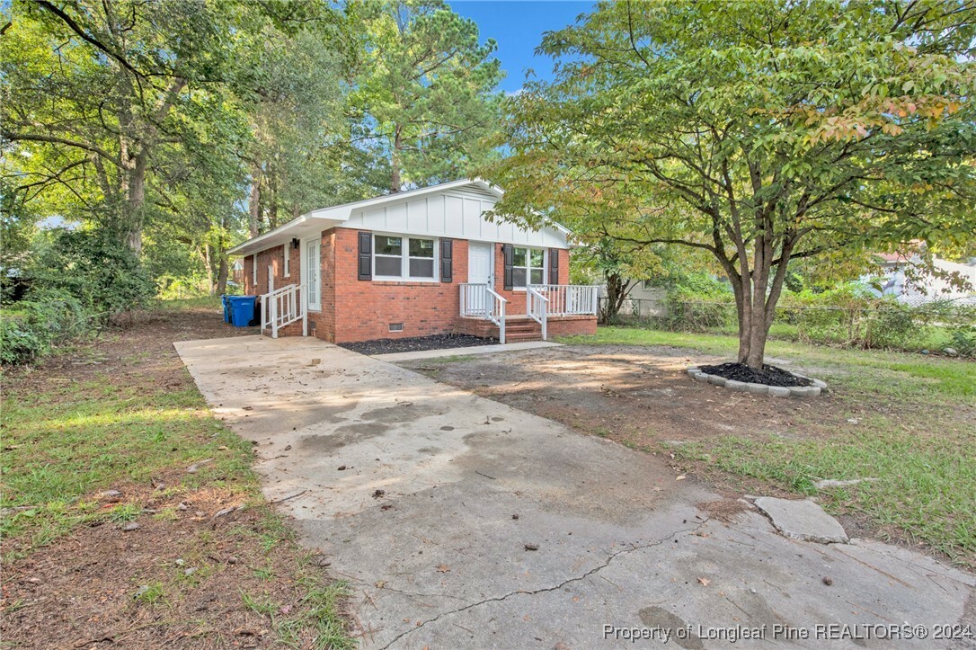 Property Photo:  932 Weiss Avenue  NC 28305 