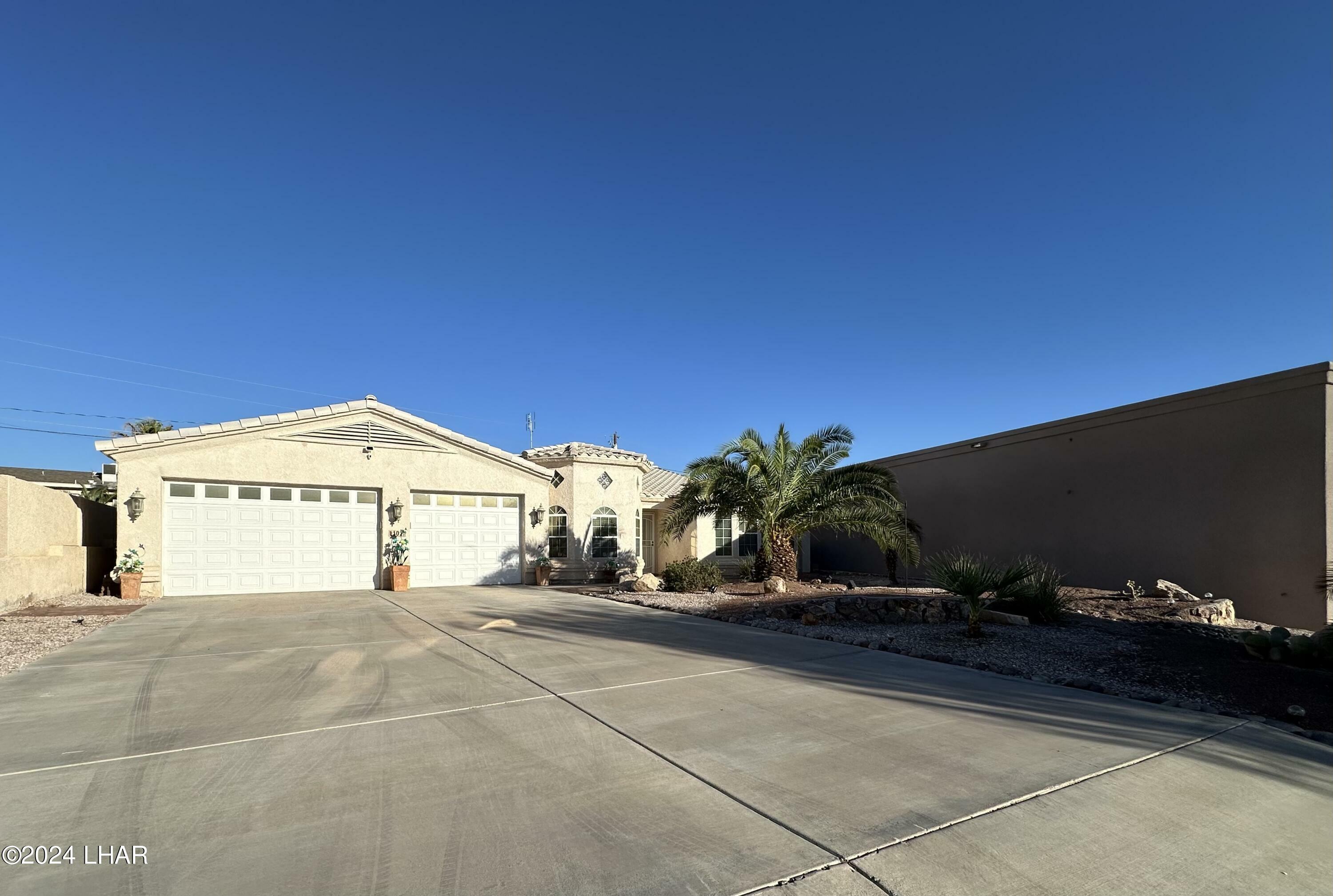 Property Photo:  102 Keywester Dr  AZ 86403 