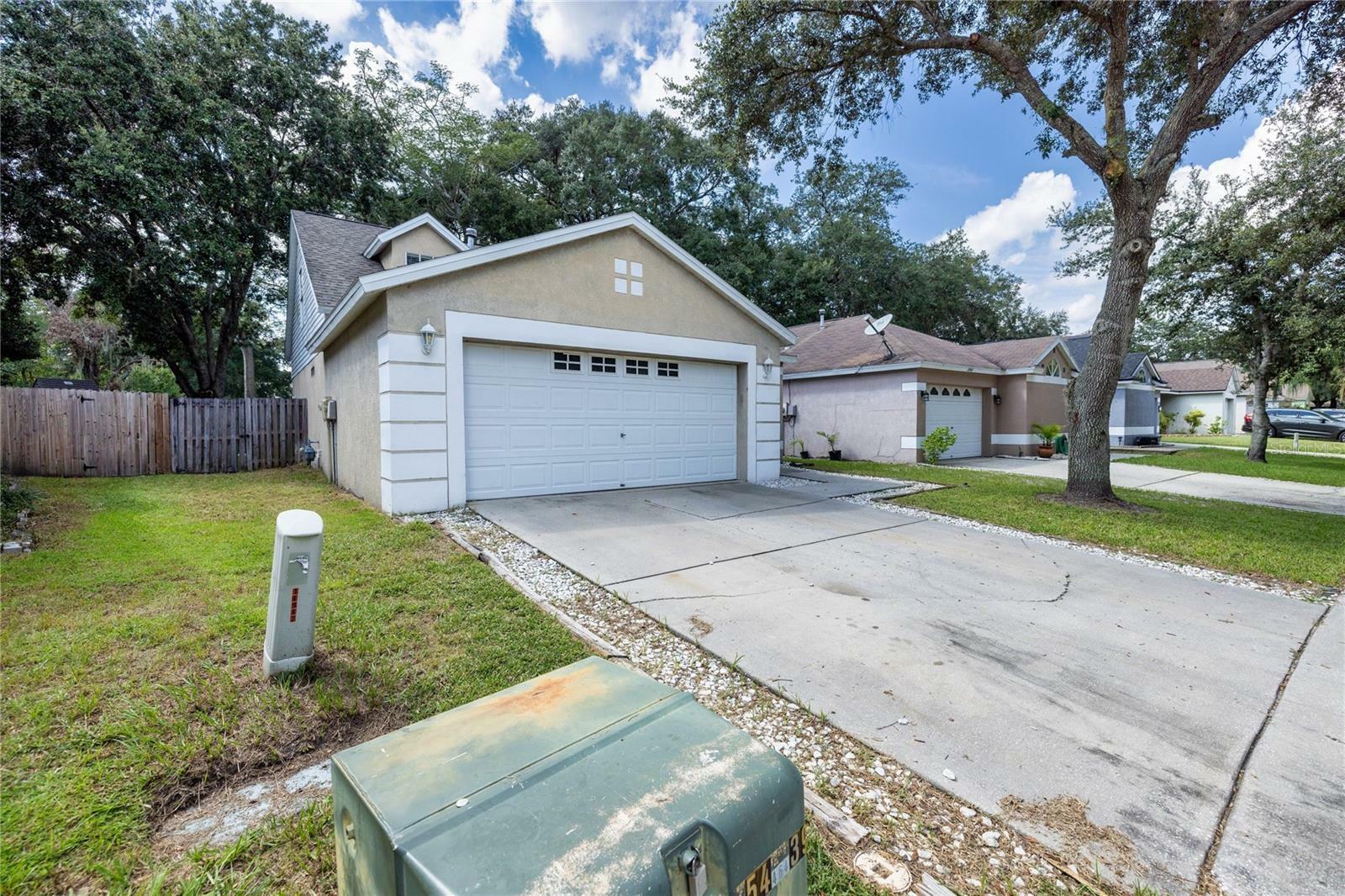 Property Photo:  14942 Deer Meadow Drive  FL 33559 