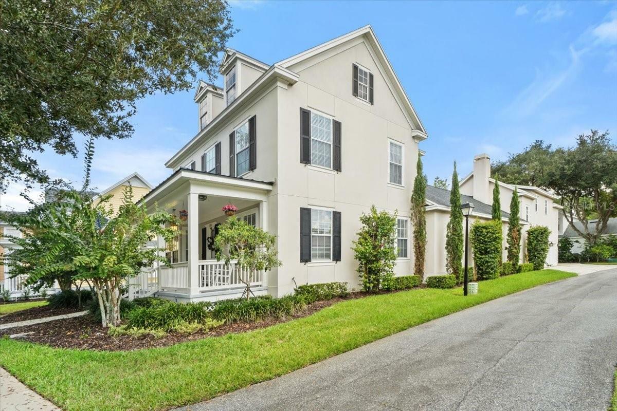 Property Photo:  1015 Banks Rose Street  FL 34747 