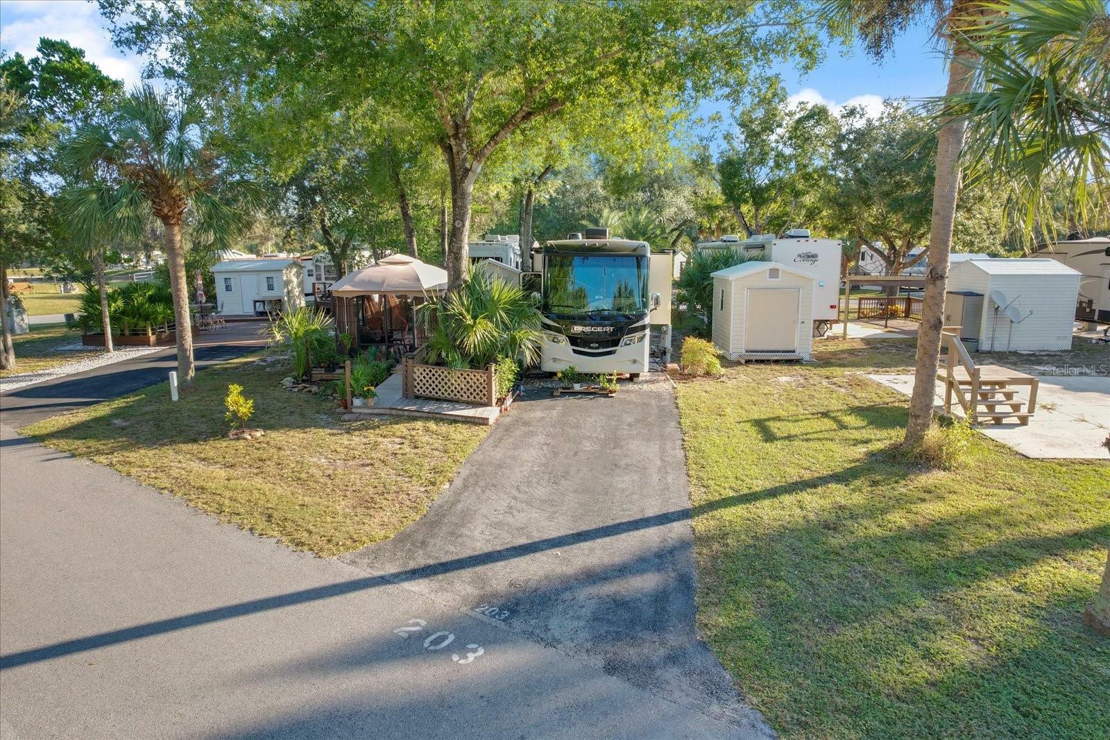 Property Photo:  10173 North Suncoast Boulevard 203  FL 34428 