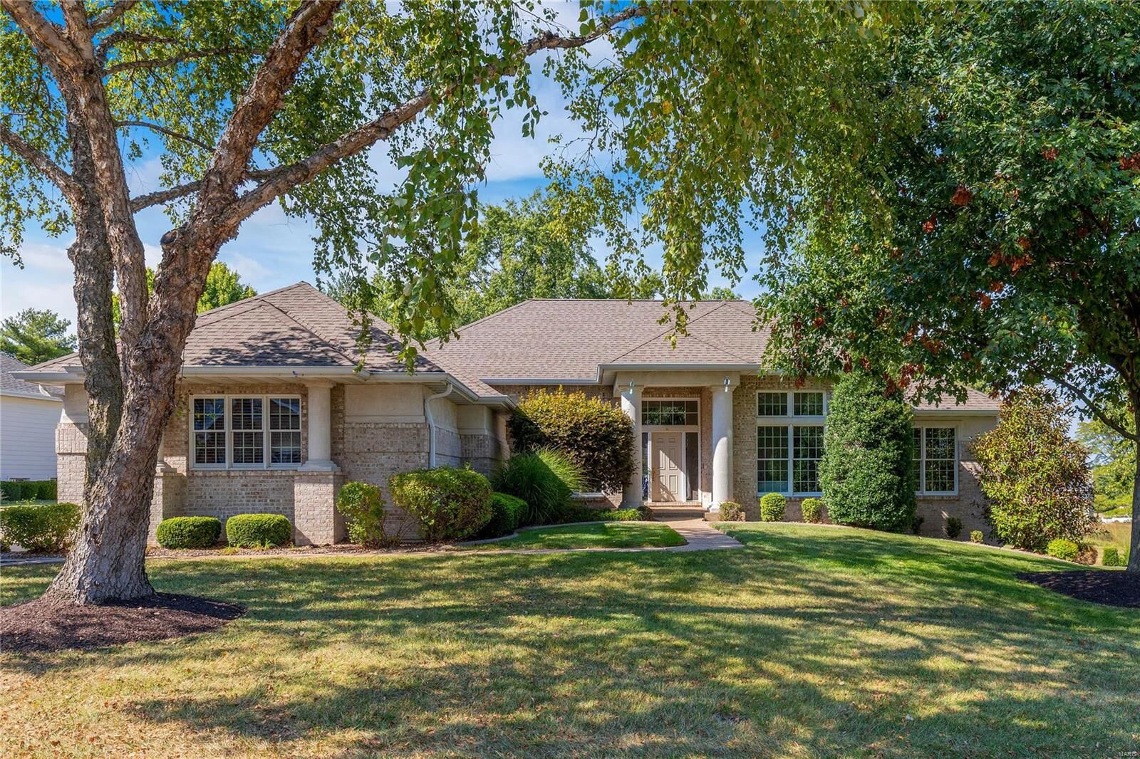 Property Photo:  561 Malinmor Drive  MO 63304 