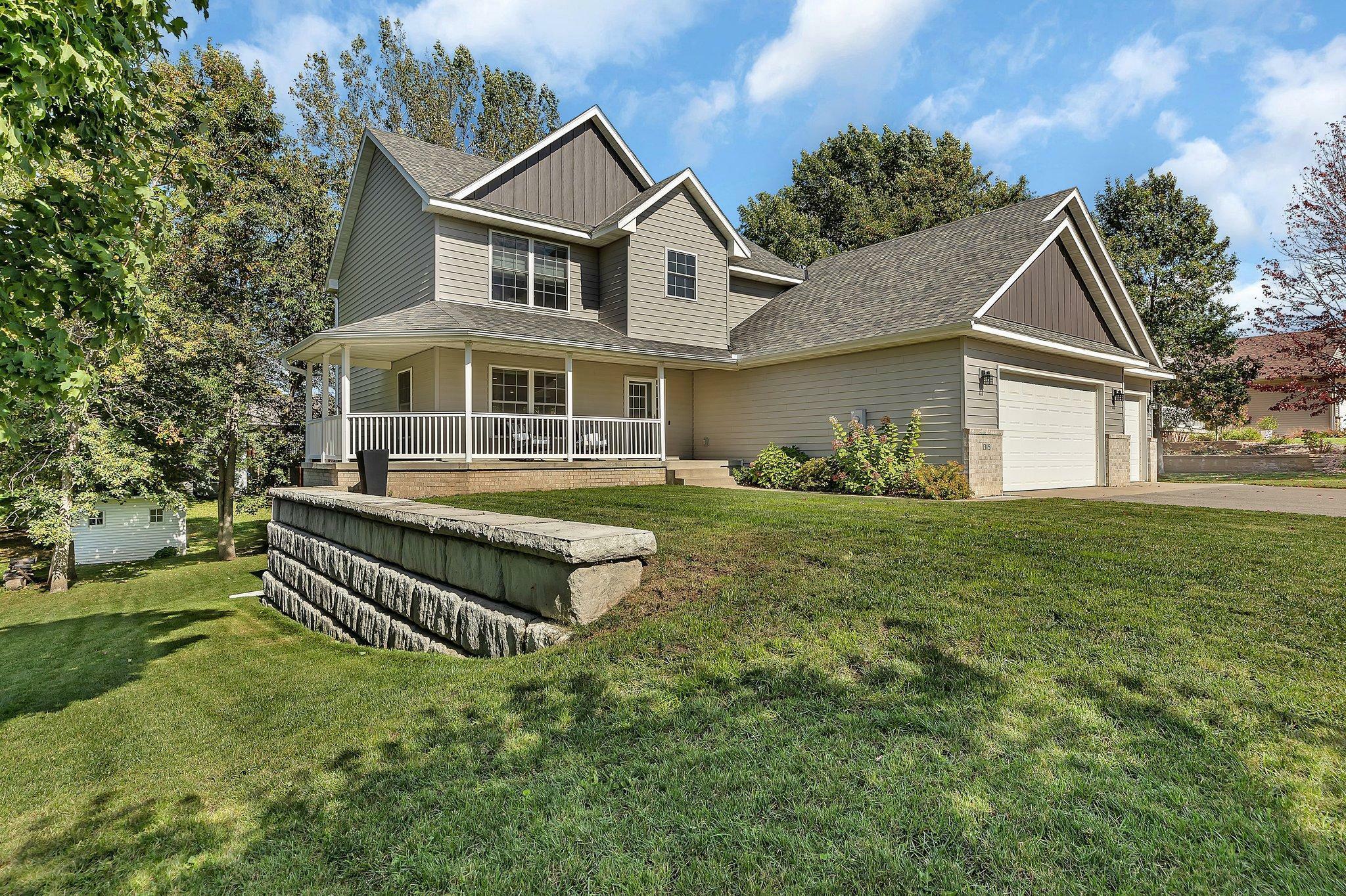 Property Photo:  1315 Eagle Ridge Road  MN 56374 