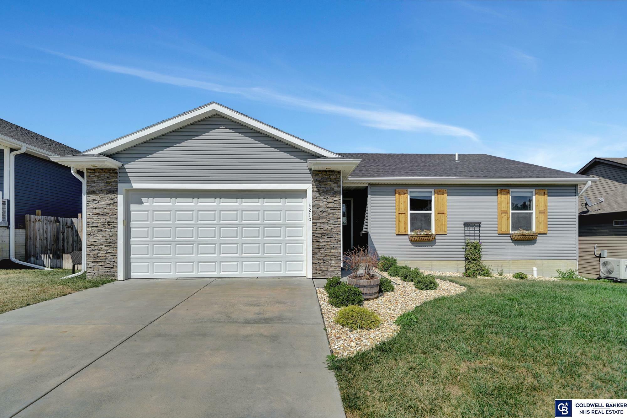 4210 W Ludwig Drive  Lincoln NE 68528 photo