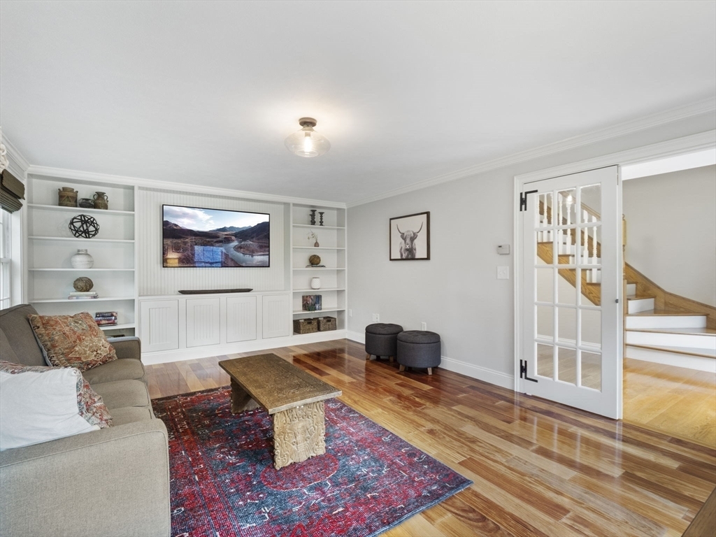Property Photo: 275 Pleasant St MA 01827