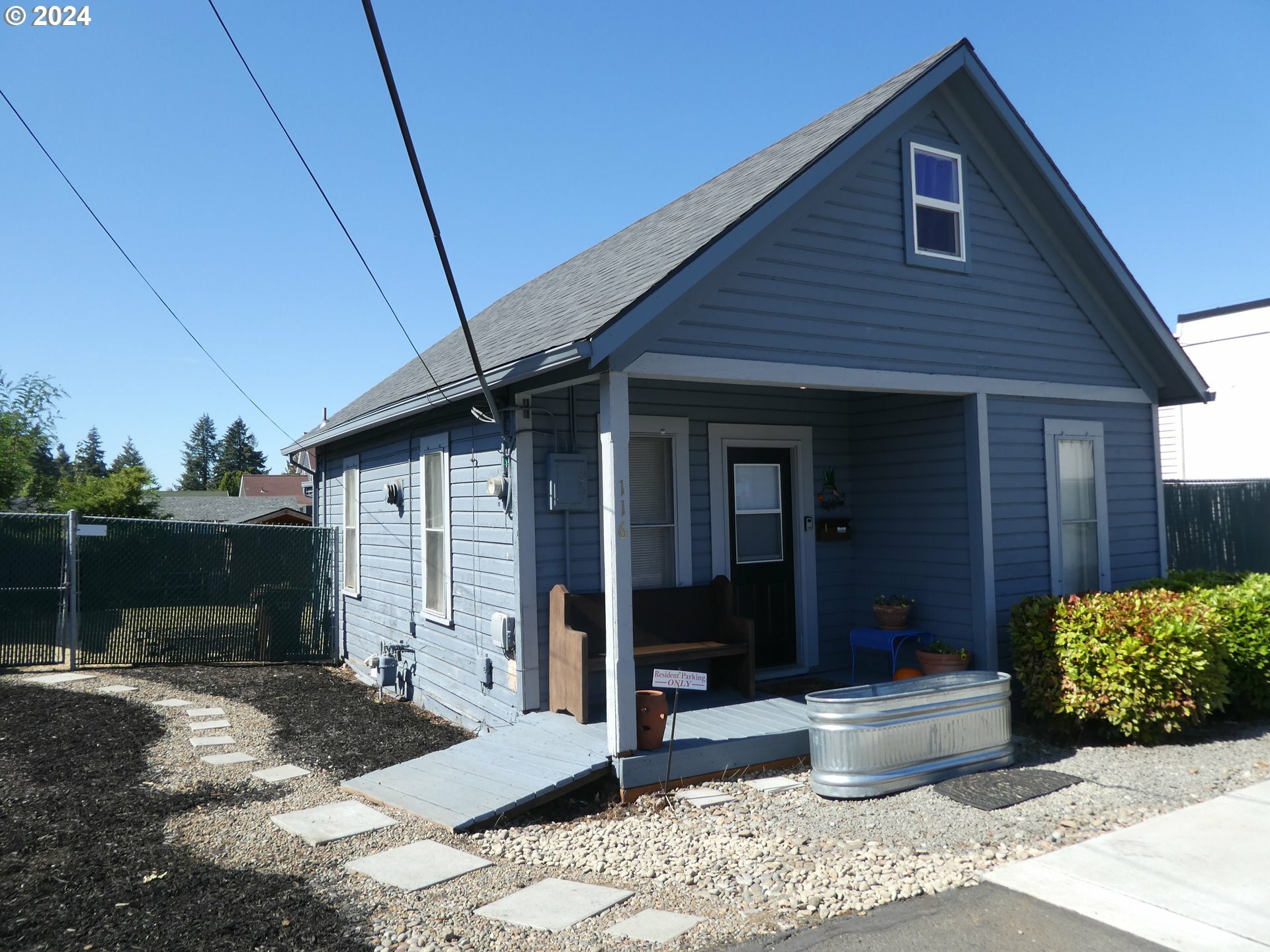 Property Photo:  116 Molalla Ave  OR 97045 