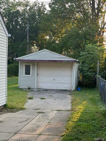 Property Photo:  4085 Edmund Street  MI 48184 