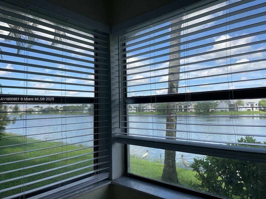 Property Photo: 1051 Jefferson Dr 1051J FL 33034
