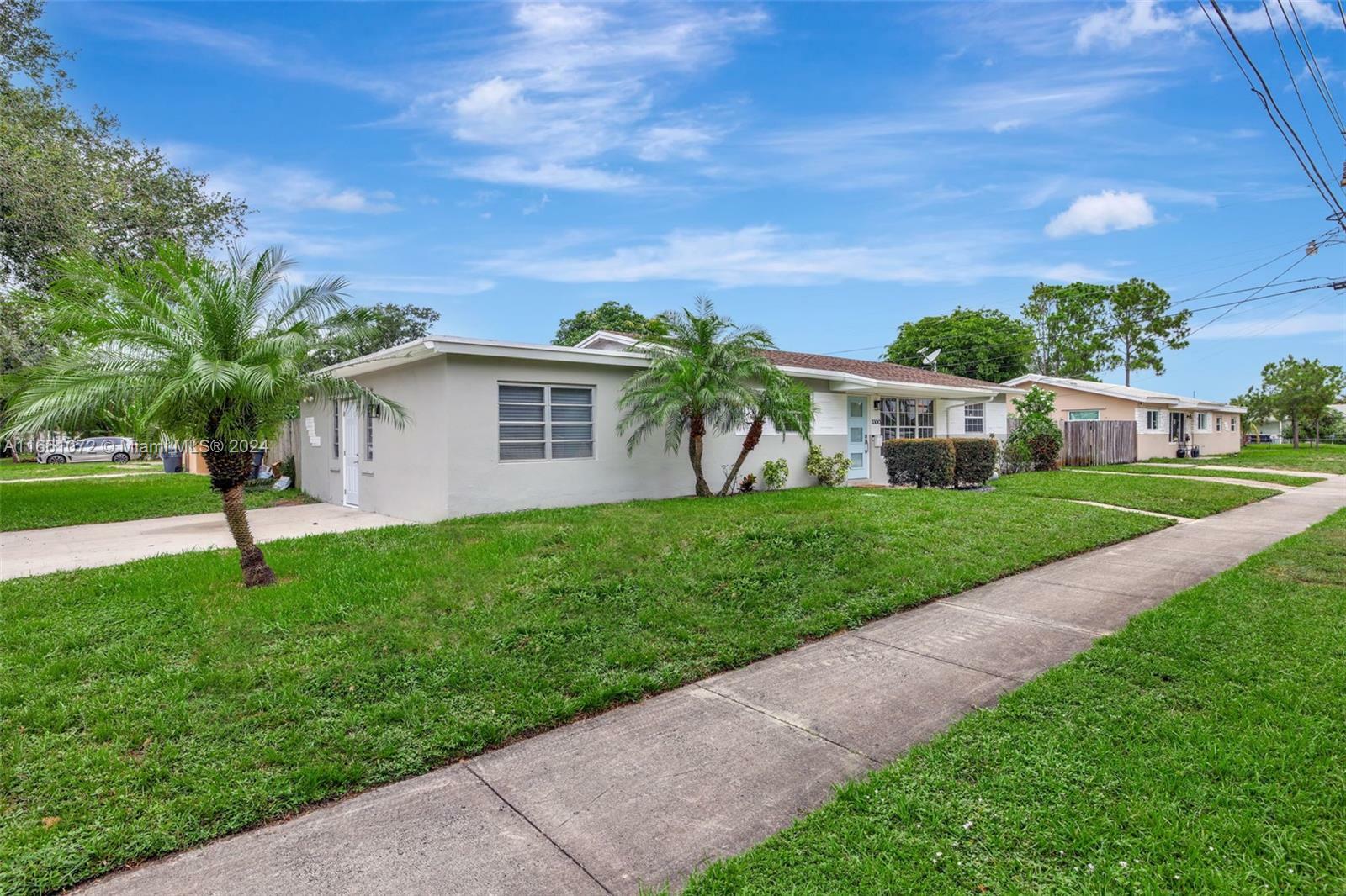 Property Photo:  3300 N 67th Ave  FL 33024 