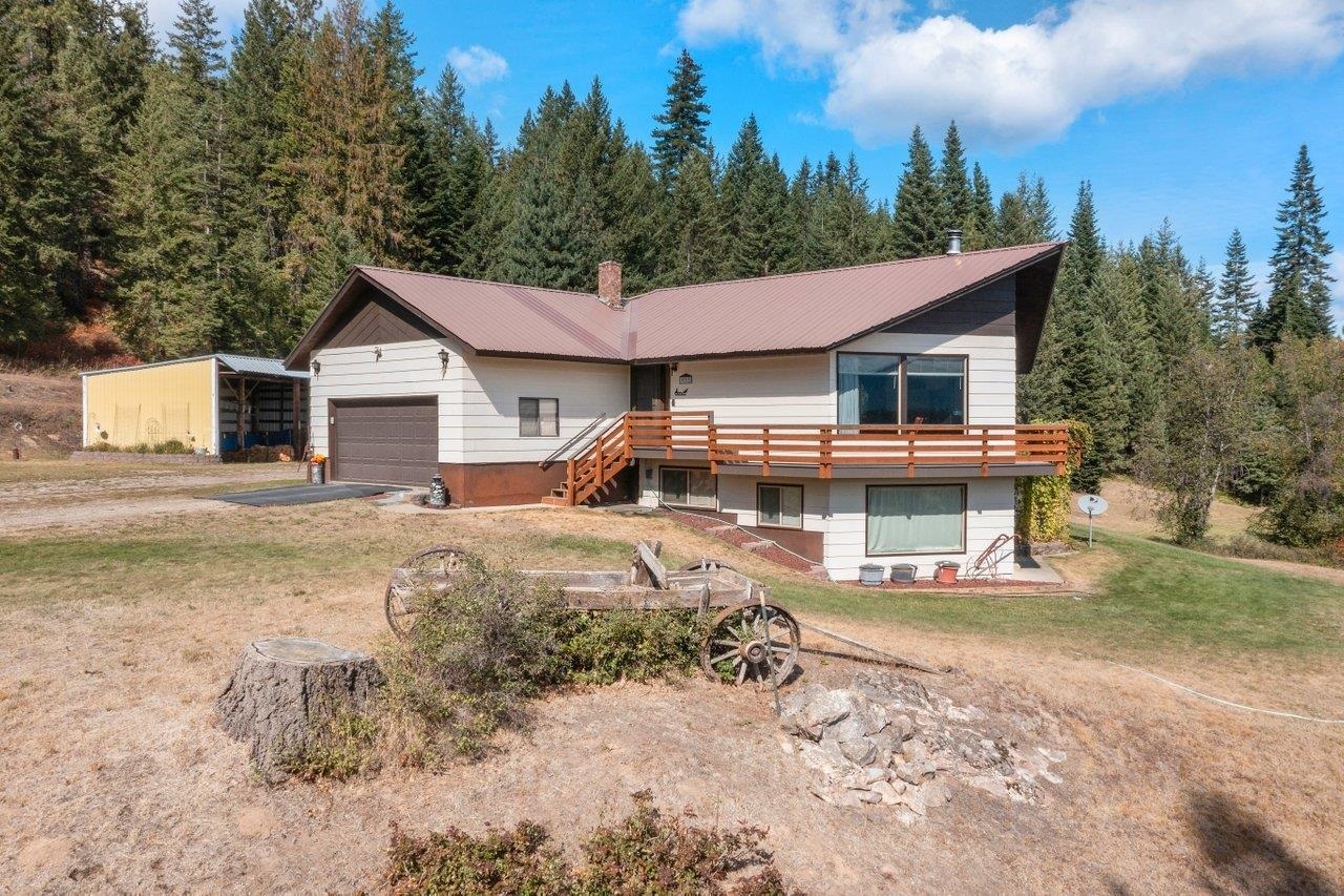 Property Photo:  522 Lillijard Rd  WA 99156 