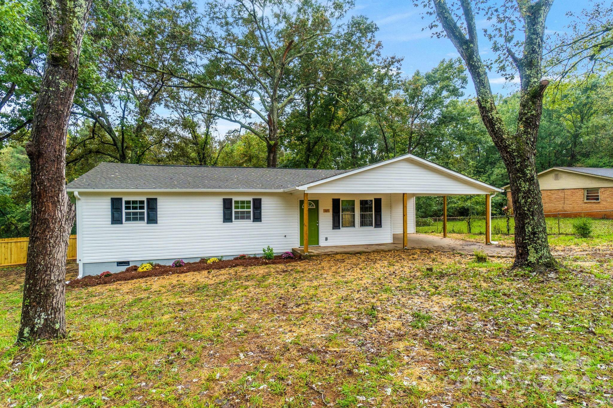 Property Photo:  115 Wilkins Street  NC 28043 