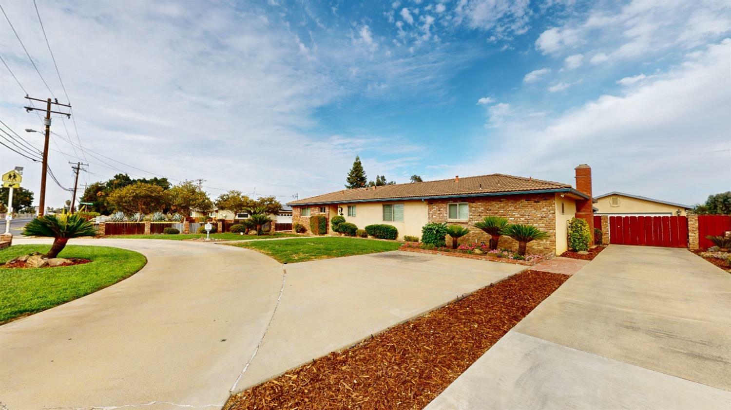 Property Photo: 8799 14th Avenue CA 93257