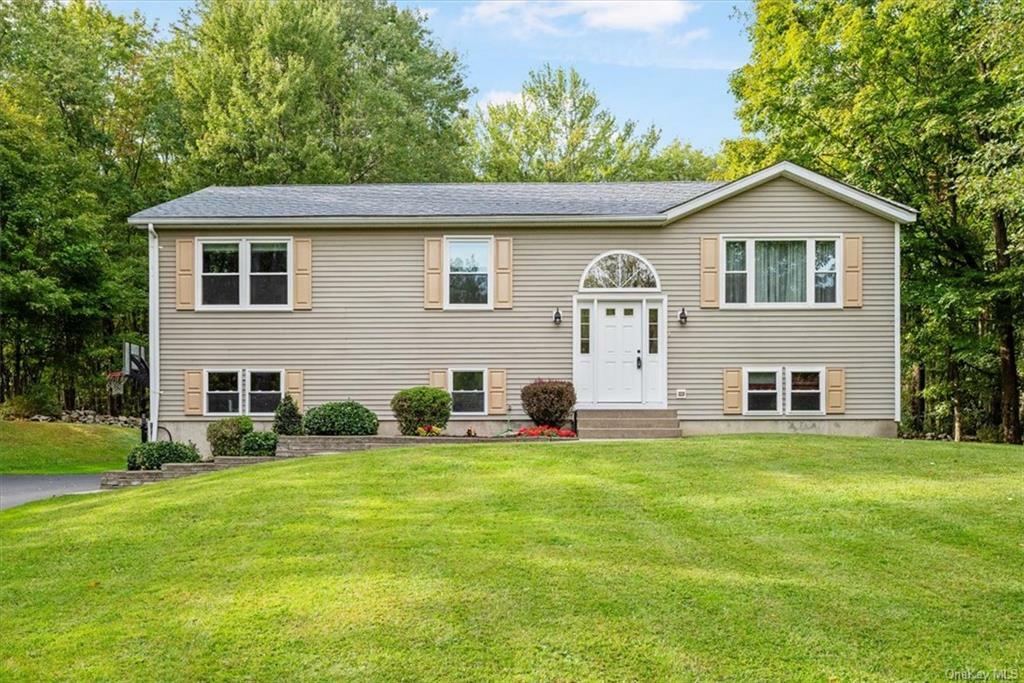 Property Photo:  545 Tally Ho Road  NY 10940 