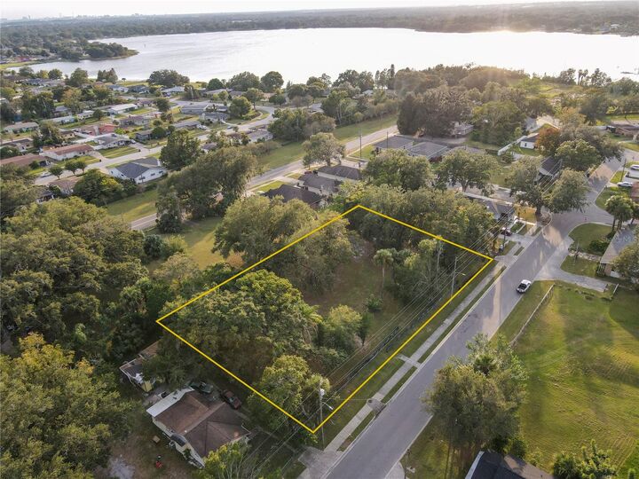 Property Photo:  3316 Lawrence Street  FL 32805 