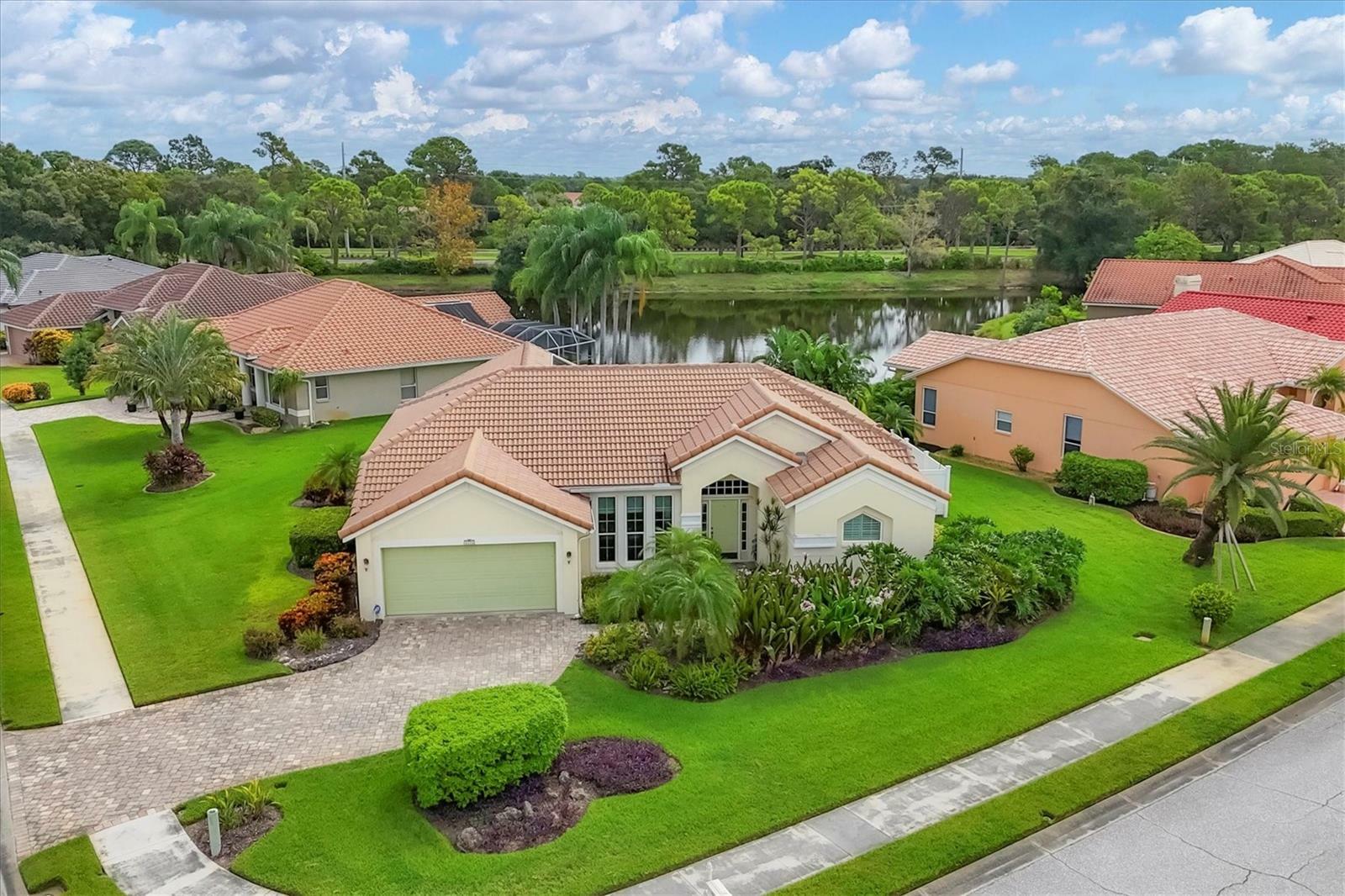 Property Photo:  4224 Hearthstone Drive  FL 34238 