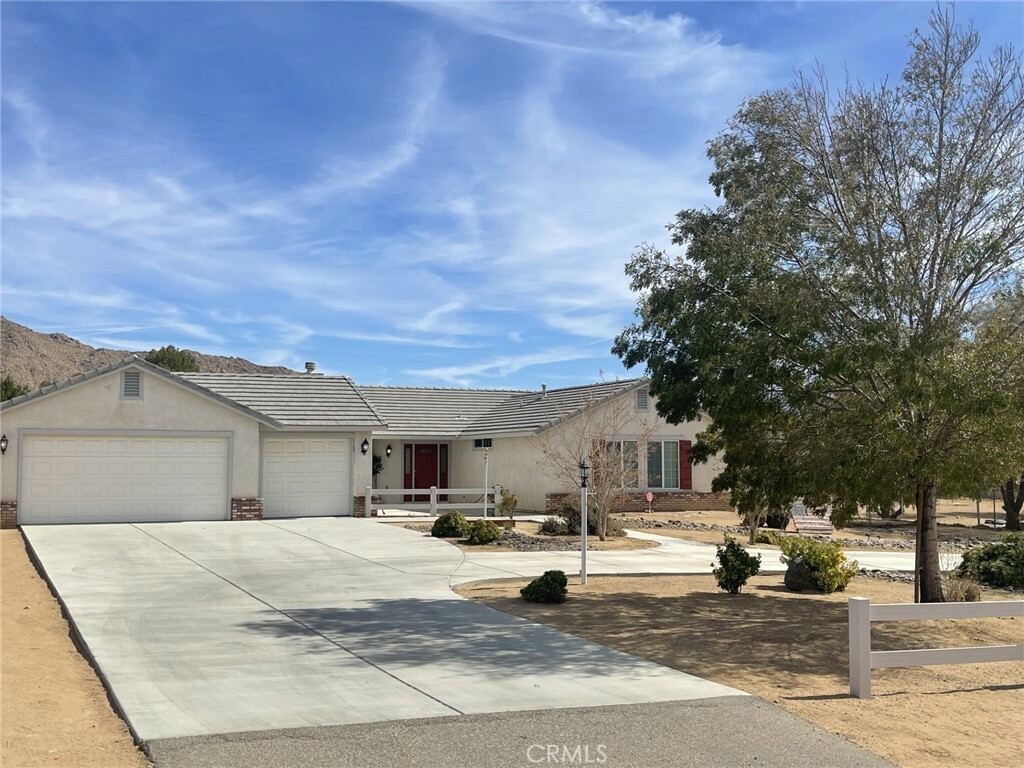 Property Photo:  17133 Candlewood Road  CA 92307 