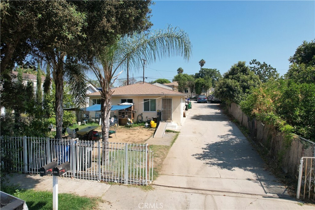 Property Photo: 12130 Fidel Avenue CA 90605