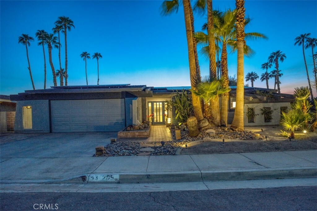 Property Photo:  43205 Silk Tree Lane  CA 92260 